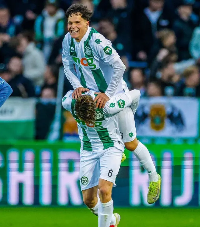 阿贾克斯逼平对手,球迷信心大增的简单介绍 阿贾克斯逼平对手,球迷信心大增的简单介绍