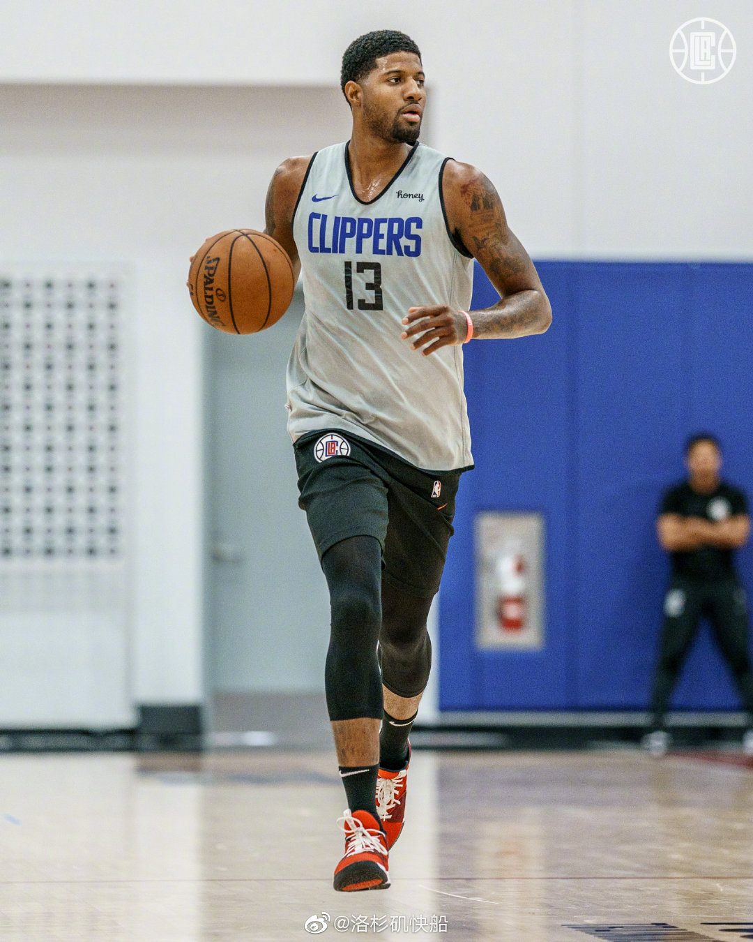 上海队绝杀猛龙,乔治带队取胜 上海队绝杀猛龙,乔治带队取胜