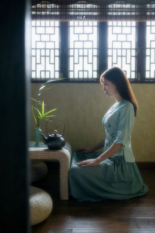 灯塔与暗礁,迪亚斯如何凭一己之力照亮威尔士的逆风航程